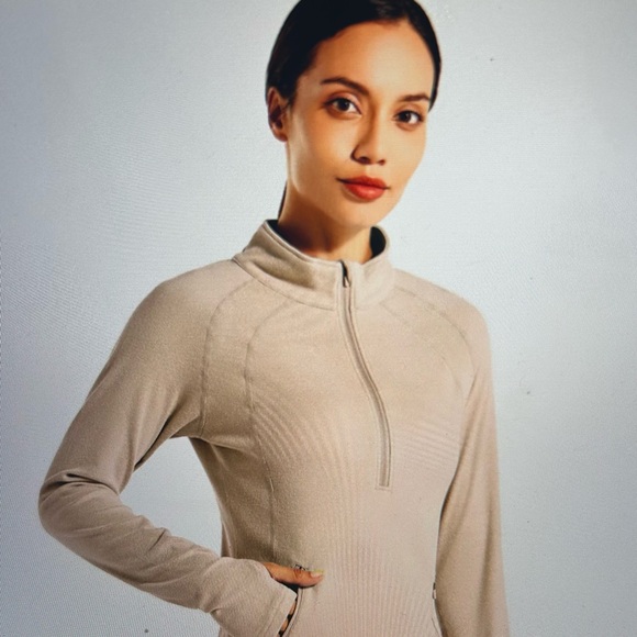 Willit Fleece Pullover - Picture 1 of 6